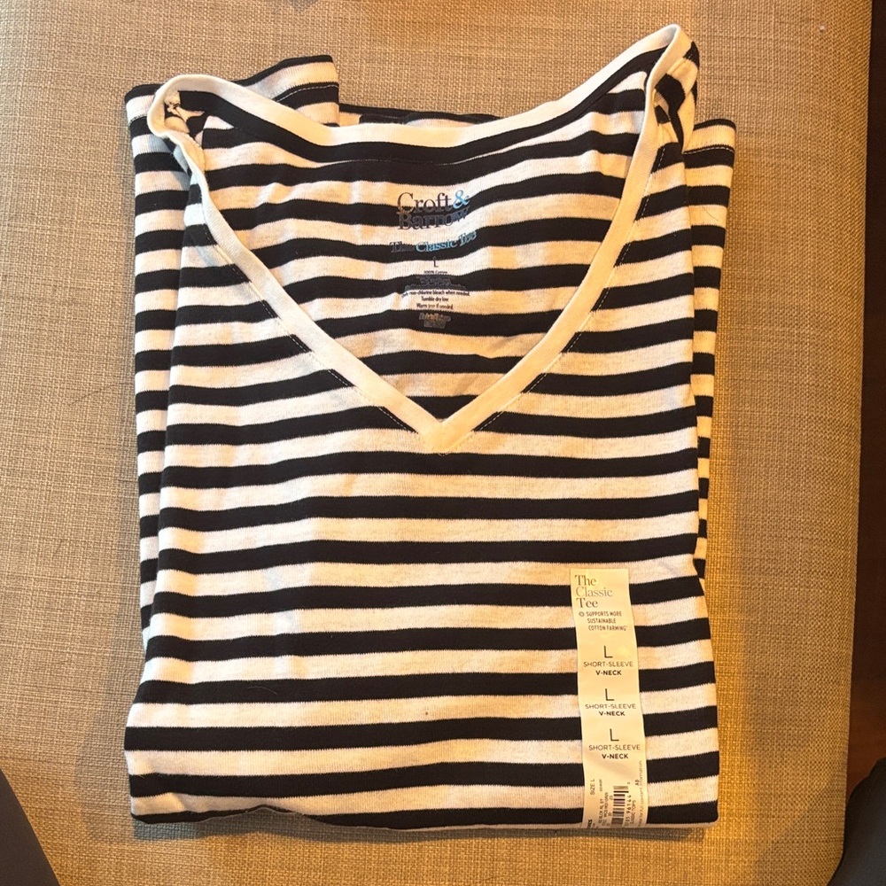 Croft & Barrow Black and White Striped Short Sleeve Tee